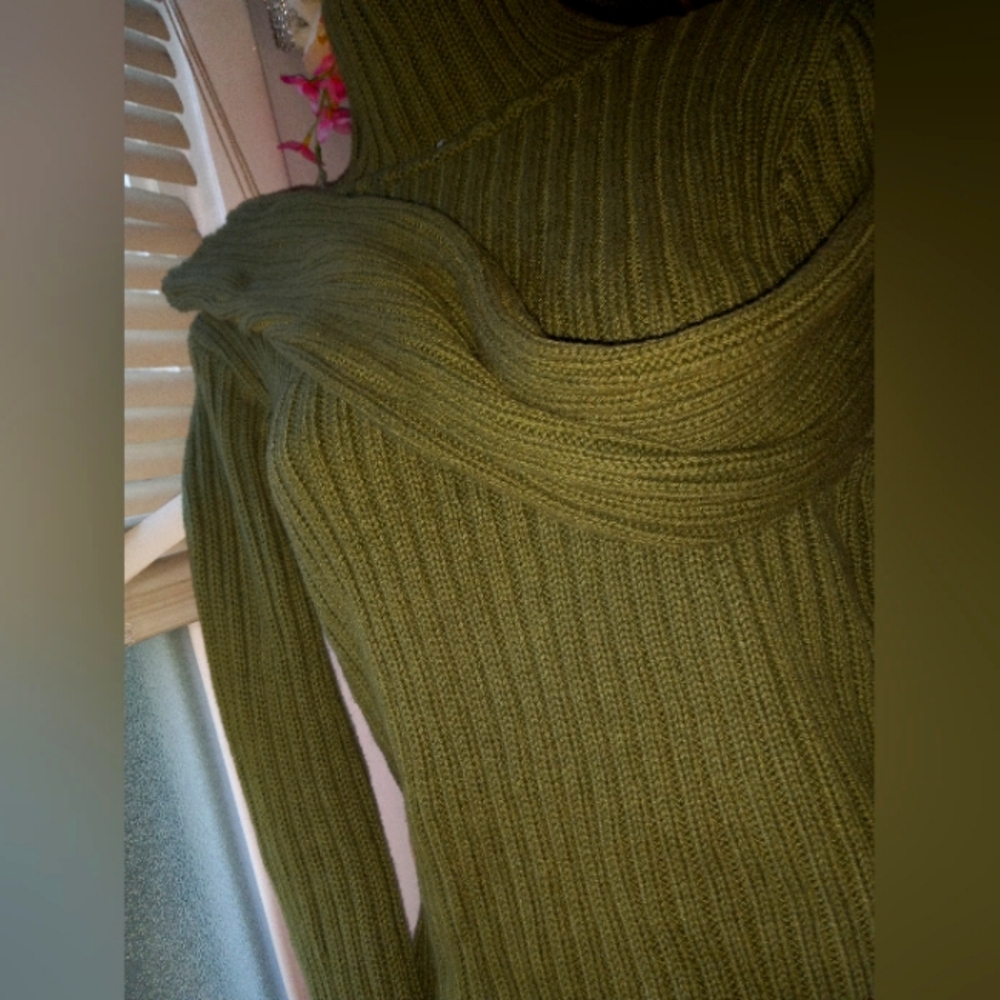 Olive Green Turtle-neck Sweater